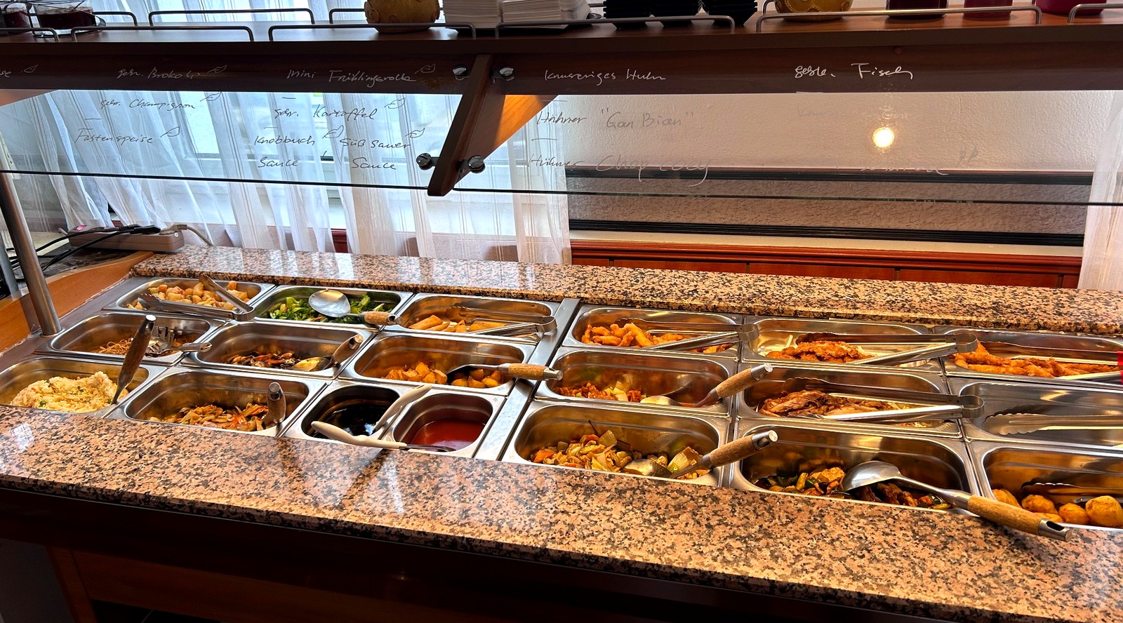 Auswahl am chinesischen Buffet